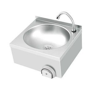 m001